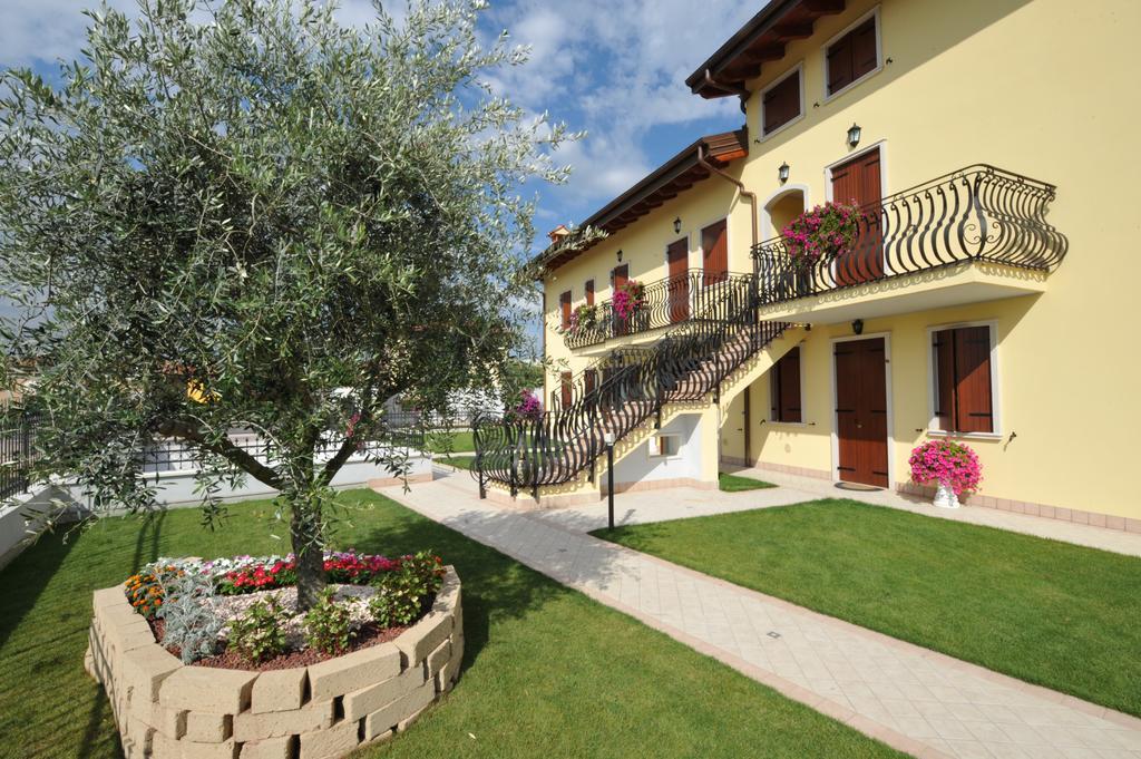 Residenza La Ricciolina Aparthotel Verona Buitenkant foto