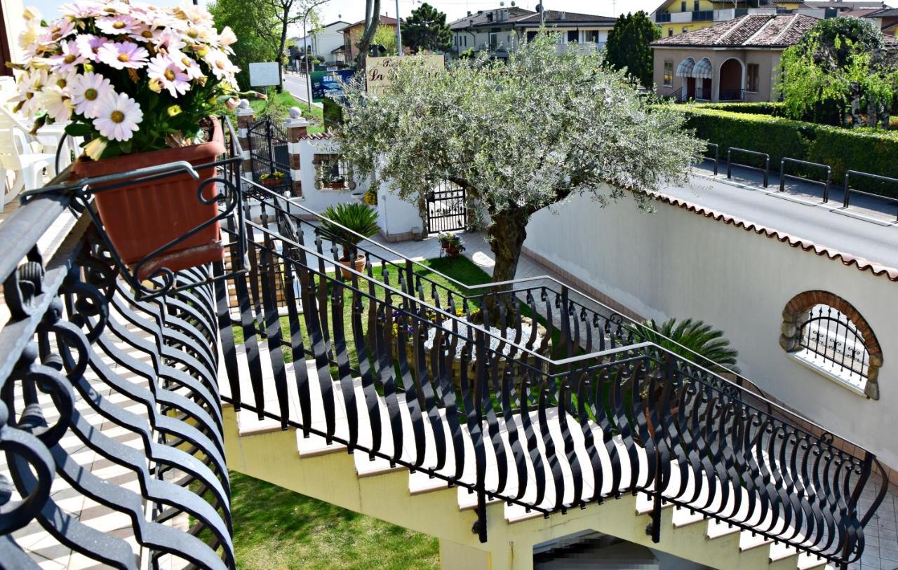 Residenza La Ricciolina Aparthotel Verona Buitenkant foto