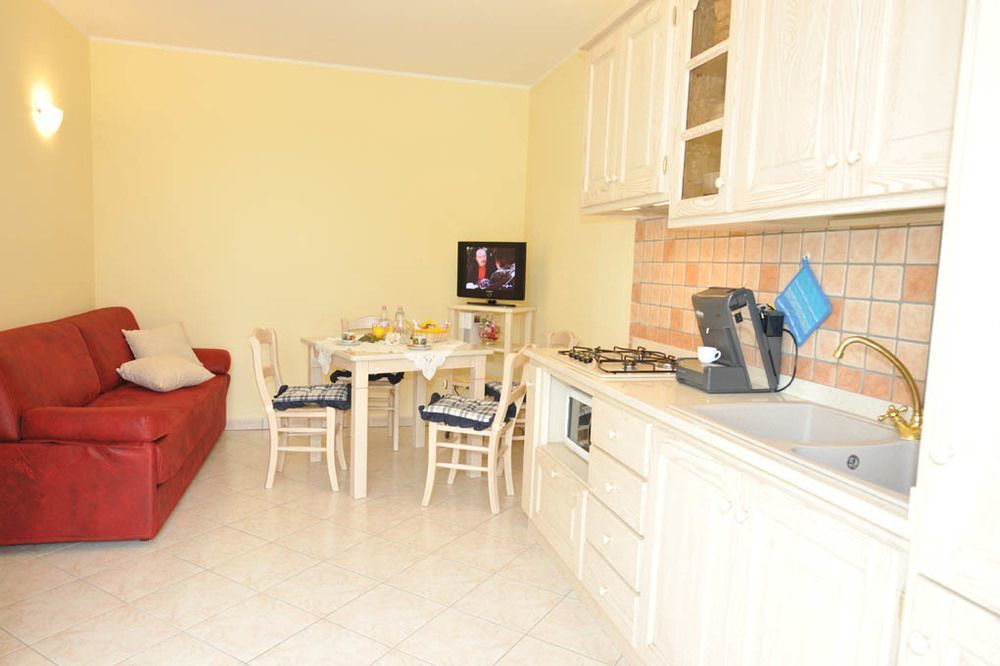 Residenza La Ricciolina Aparthotel Verona Buitenkant foto